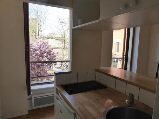 Studio de 15m2 à louer sur Paris 20