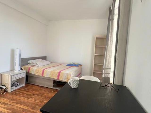 Studio de 15m2 à louer sur Paris 20
