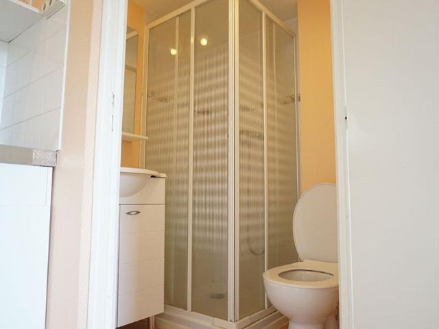 Studio de 16,40 m2, rue de Lens réf G113 6