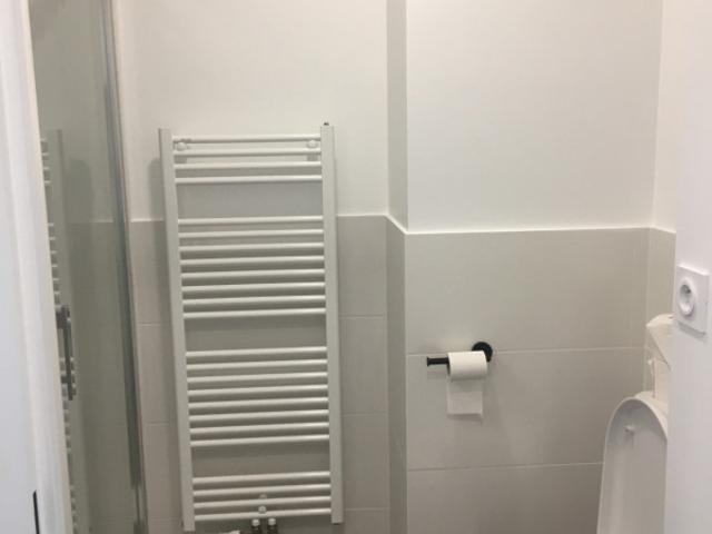 Studio de 18 à 19m² meublé et équipé