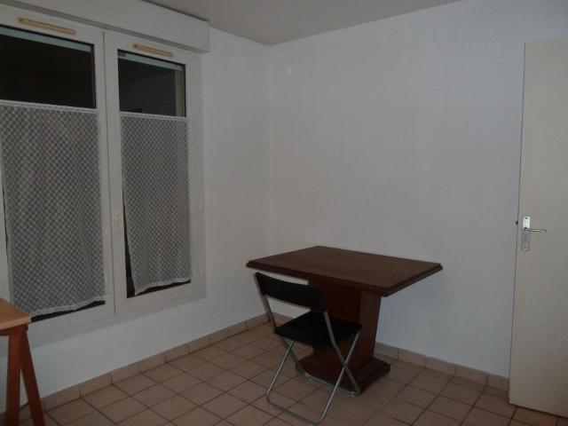 Studio de 20m2 à louer sur Lyon 07