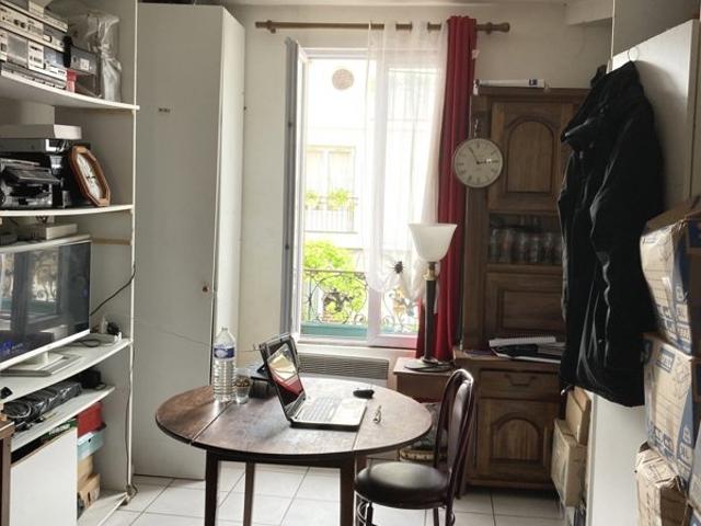 STUDIO de 23.87 m² vendu occupé