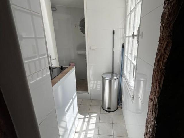 Studio de 23m2 à louer sur Paris 06