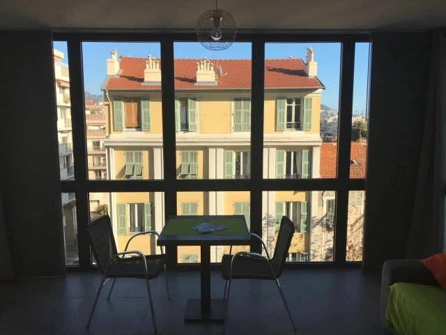 Studio de 24m² avec fenêtre bow window