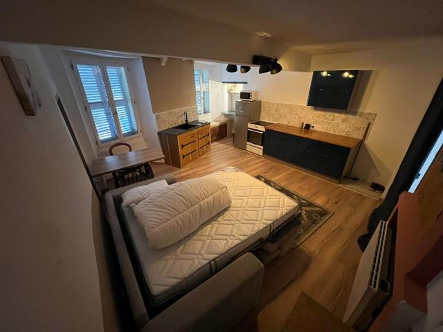 Studio de 25m2 à louer sur Méounes lès Montrieux