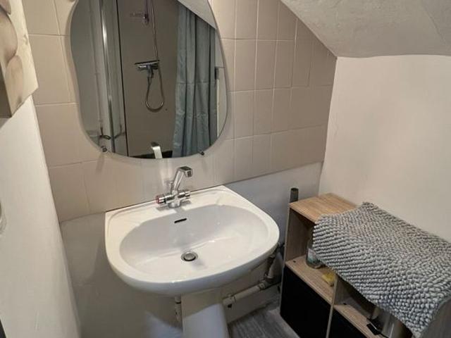Studio de 25m2 à louer sur Méounes lès Montrieux