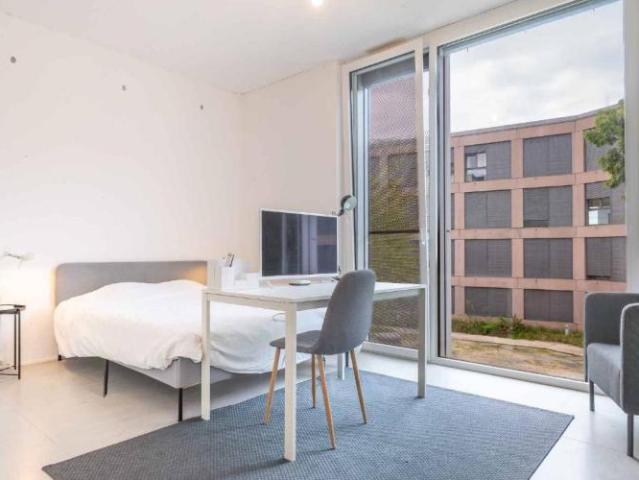 Studio de 28m2 à louer au Mont sur Lausanne !