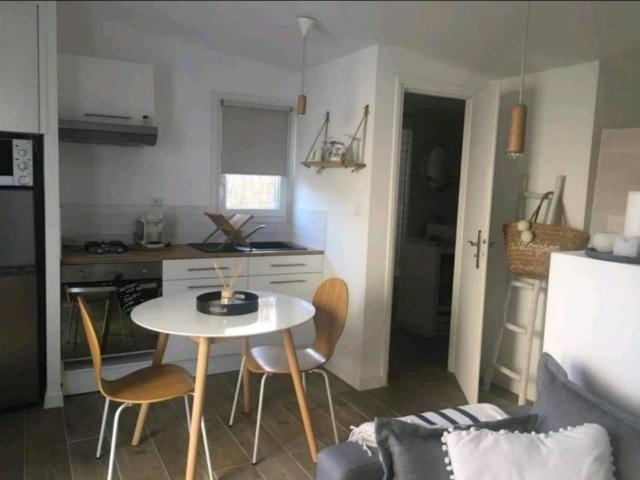 Studio de 28m2 à louer sur Solliès Pont