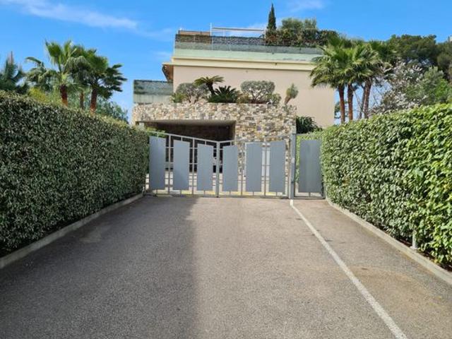 Studio de 30m2 à louer sur Antibes