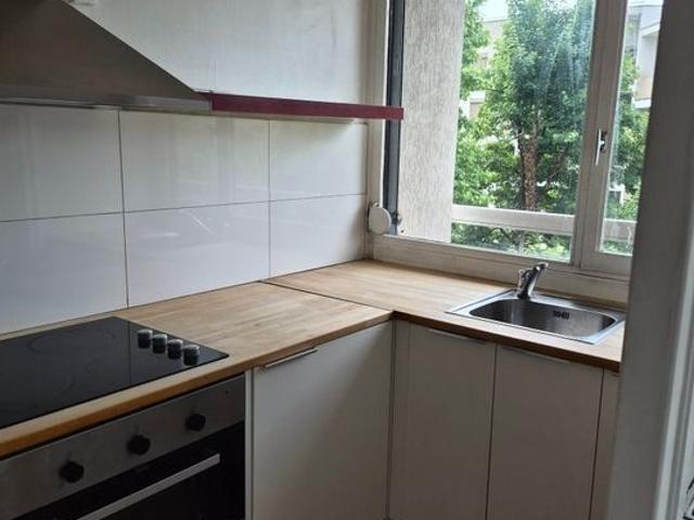 Studio de 33m2 à louer sur Bron