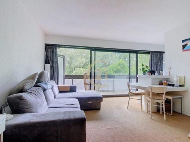 STUDIO DE 35 M² + TERRASSE + PISCINE