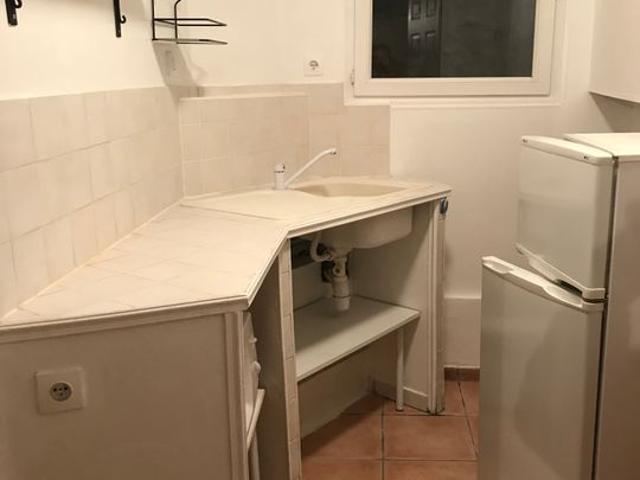 Studio de 35m2 à louer sur Marseille 07