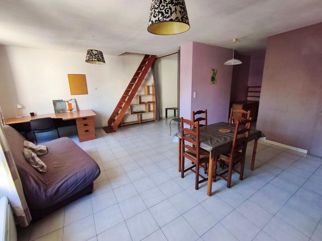 Studio de 45m2 à louer sur Marseille 04