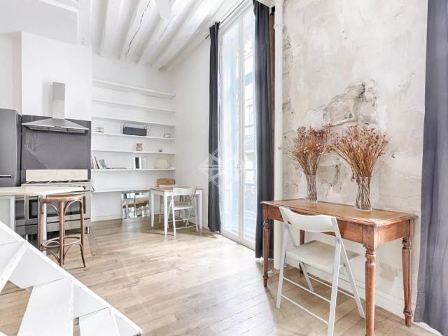 Studio de la rue du bac 45m² Paris 7ème