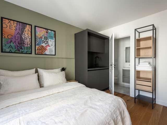 Studio entier à Paris