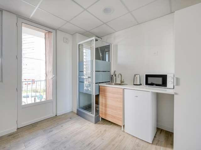 Studio entier à Paris