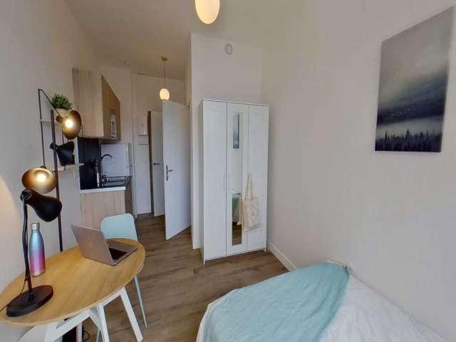 Studio entier à Paris