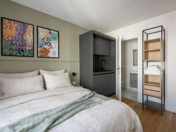 Studio entier à Paris