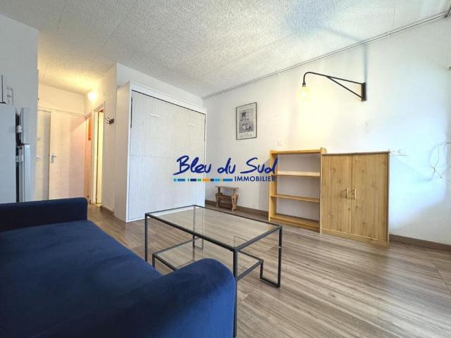 STUDIO ENTIEREMENT MEUBLE ET EQUIPE