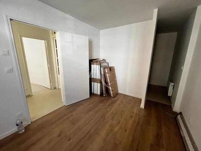 Studio entièrement rénové centre ville de Dourdan