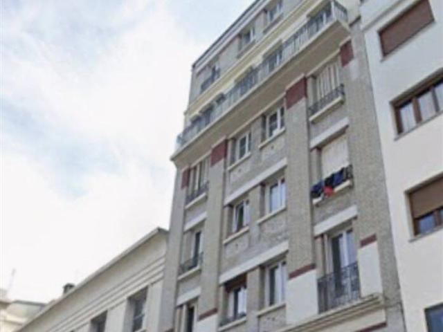 STUDIO ENTIEREMENT RENOVE ET MEUBLE EN NEUF