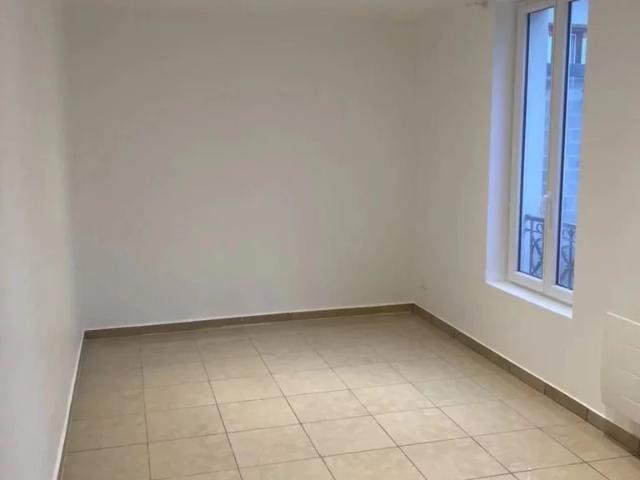 Studio entièrement rénové Église de Pantin 19m² Pantin