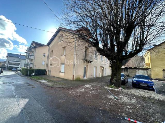 STUDIO ENTIÈREMENT RENOVÉ + PARKING – AIX LES BAINS