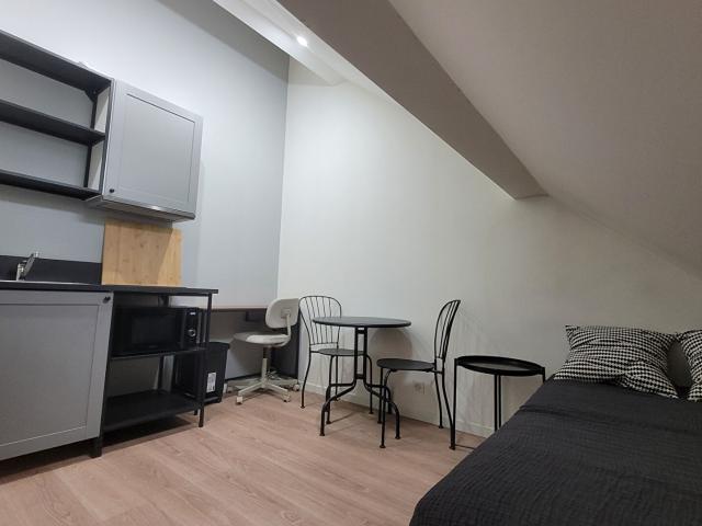 STUDIO en Coliving Dans Maison Saint Cyr L Ecole, Saint cyr l ecole