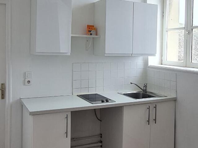 Studio en centre ville de Mouy