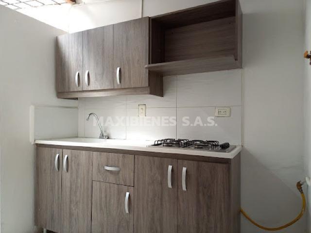studio en arriendo CL 27 75 13 AP 301
