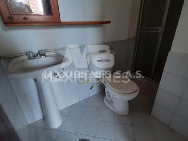 studio en arriendo CL 30 81 14 APT 302 ED SAN ESTEBAN