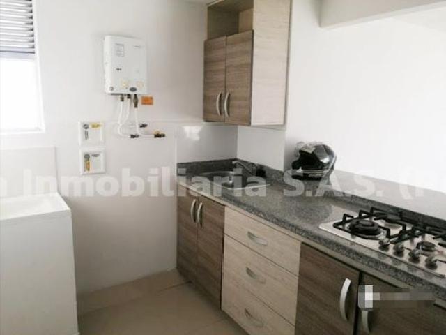 studio en arriendo CL 63 39 80 AP 2408 ED TORRE ANGEL