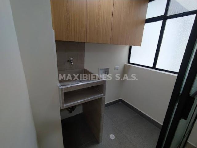 studio en arriendo CR 74 30 44 AP 303 ED LOS FIERROS