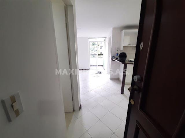 studio en arriendo CR 83 30 15 AP 301, ed balmonte