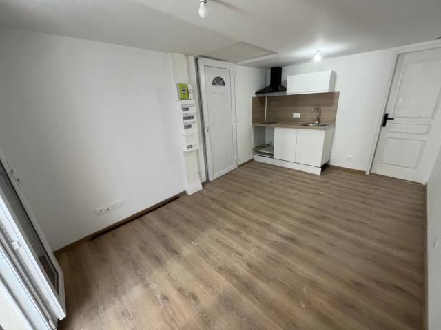 Studio en parfait état + Cave