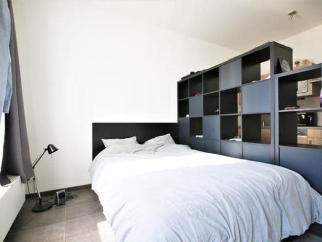 Studio et parking dans un immeuble de standing dans le centr