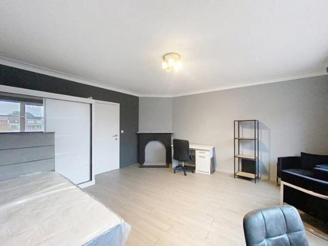STUDIO FOR RENT