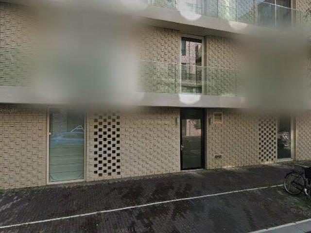 studio for rent Amsterdam Rosy Wertheimstraat