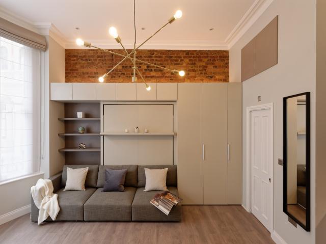 studio for rent at 37 Emperors Gate SW7 4HJ