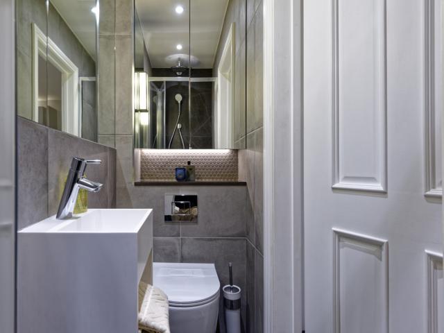 studio for rent at 37 Emperors Gate SW7 4HJ