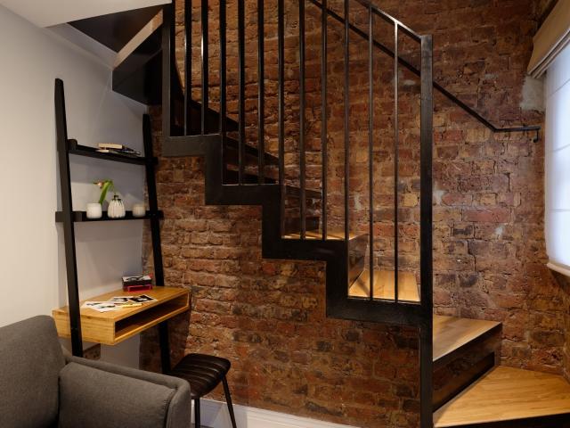 studio for rent at 37 Emperors Gate SW7 4HJ