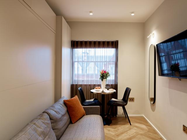studio for rent at South Kensington
