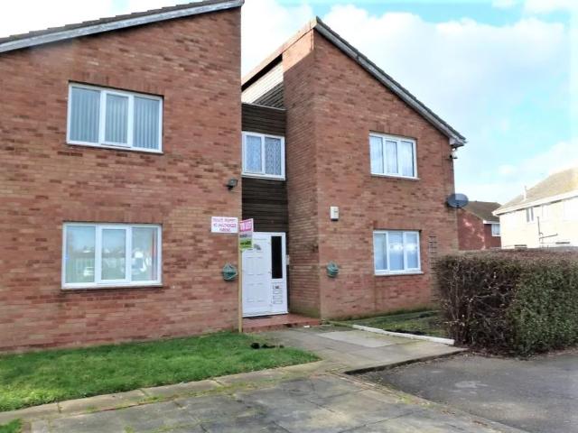 studio for rent in 126 Plumtree Road, HU12 9QQ