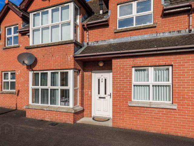 studio for rent in 1b Tower Road, Newtownards, BT23 7PN