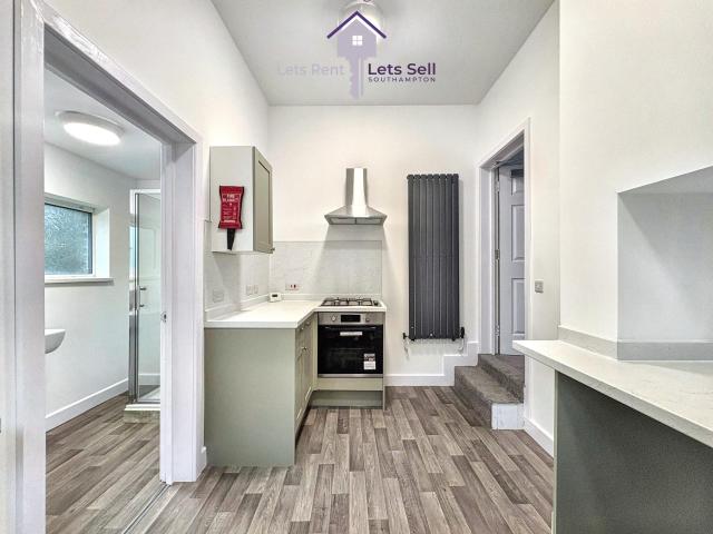 studio for rent in 6 Shaftesbury Avenue, SO17