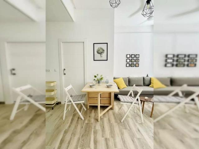 Studio for rent in Centro Histórico, bills included