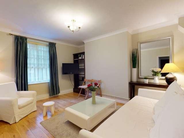 Studio for rent in Church Street, London