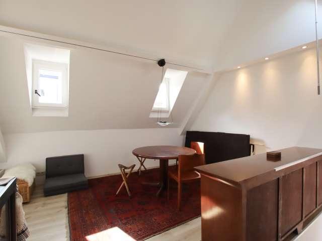 Studio for rent in Anneessens, Brussels