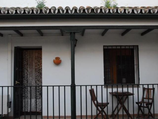 Studio for rent in Alfalfa, Sevilla, perfect for professionals and students