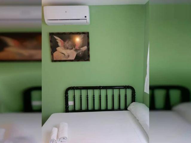 Studio for rent in Almería, bills included